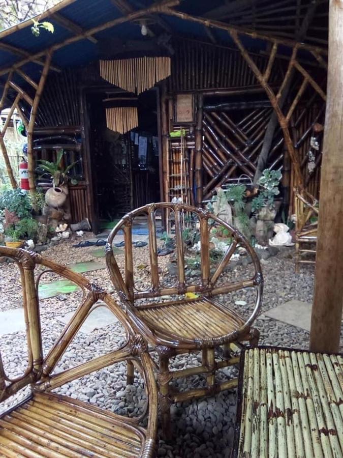 Hotel Bamboo Nest Puerto Princesa Esterno foto
