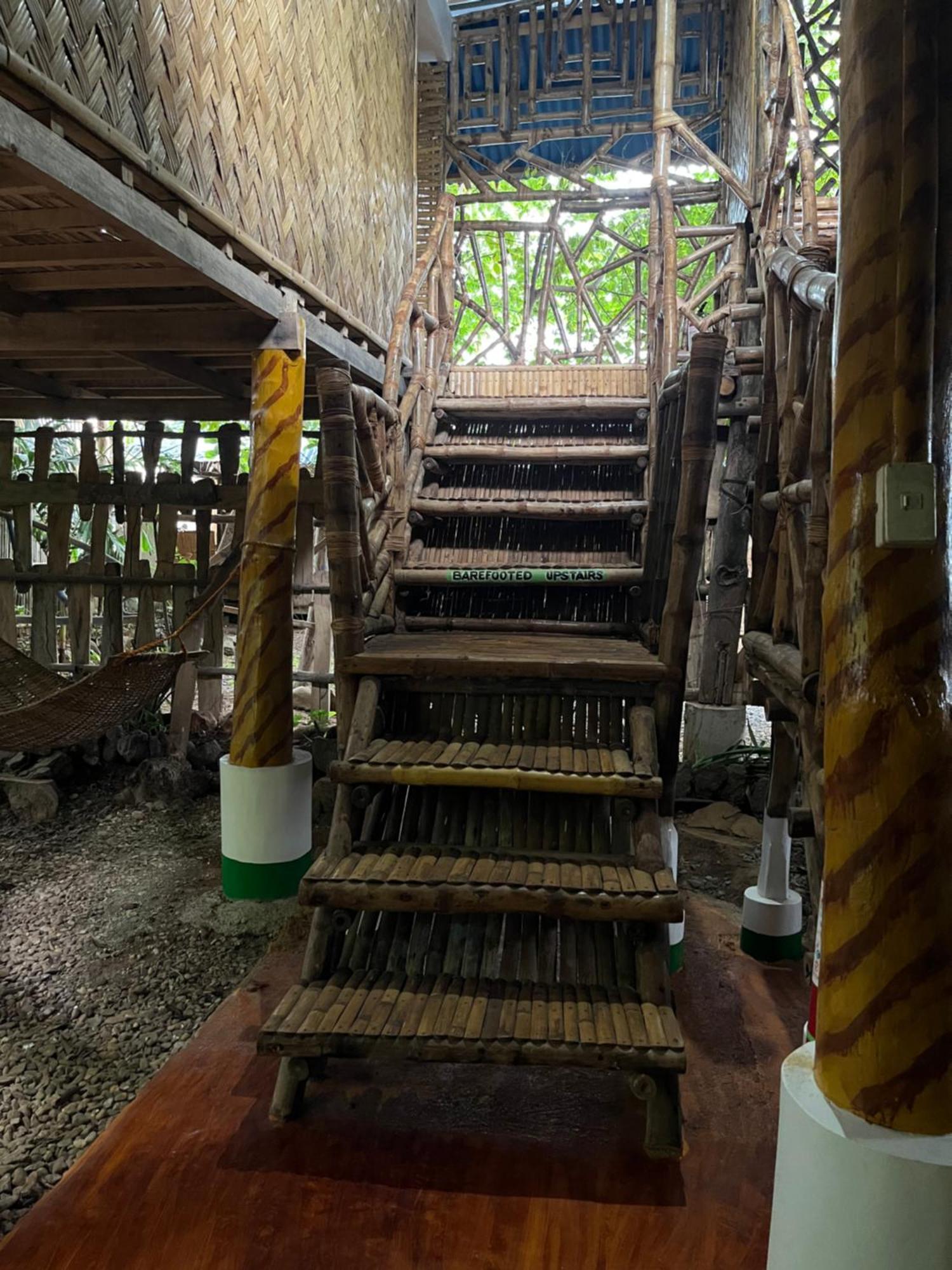 Hotel Bamboo Nest Puerto Princesa Esterno foto