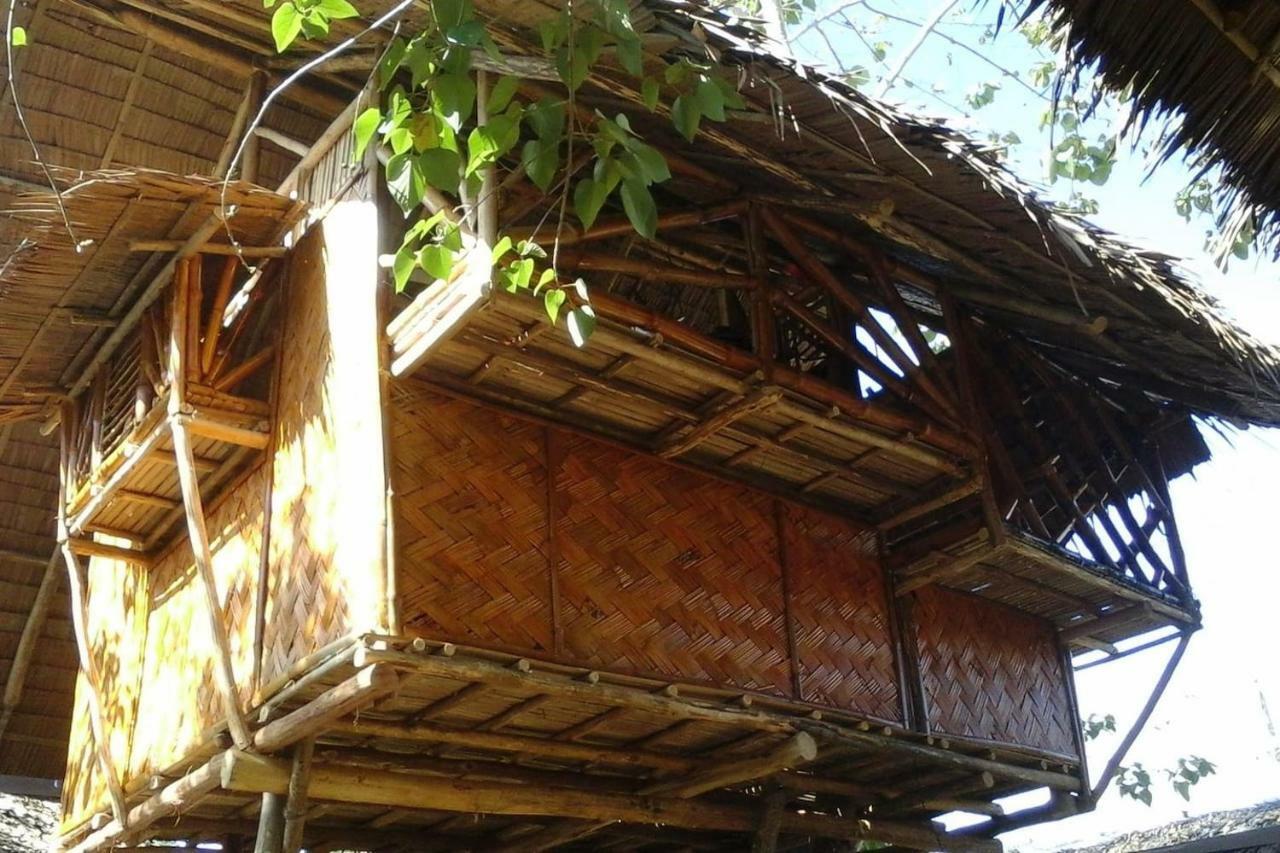 Hotel Bamboo Nest Puerto Princesa Esterno foto